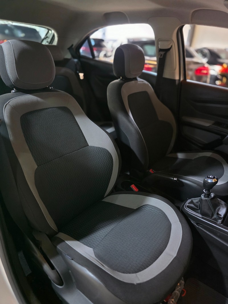 ONIX 1.0 MPFI LS 8V FLEX 4P MANUAL - 2015 - CAXIAS DO SUL