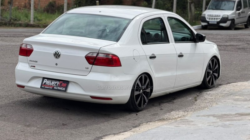 VOYAGE 1.6 MSI TOTALFLEX TRENDLINE 4P MANUAL - 2015 - NOVO HAMBURGO
