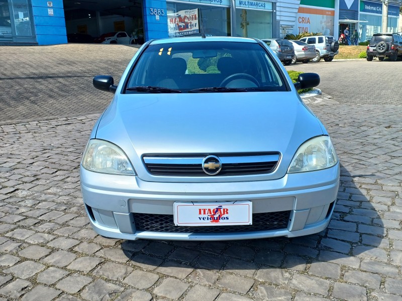 CORSA 1.4 MPFI MAXX 8V FLEX 4P MANUAL - 2011 - FLORES DA CUNHA
