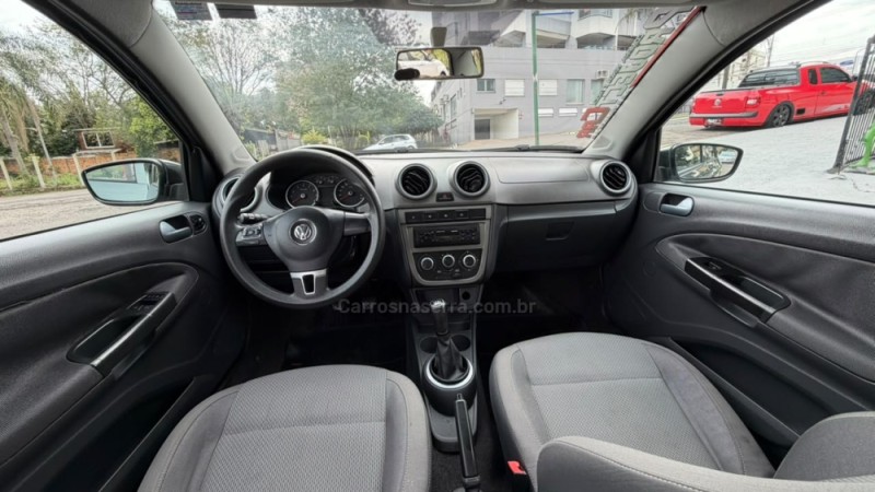 VOYAGE 1.6 MI COMFORTLINE 8V FLEX 4P MANUAL - 2011 - NOVO HAMBURGO