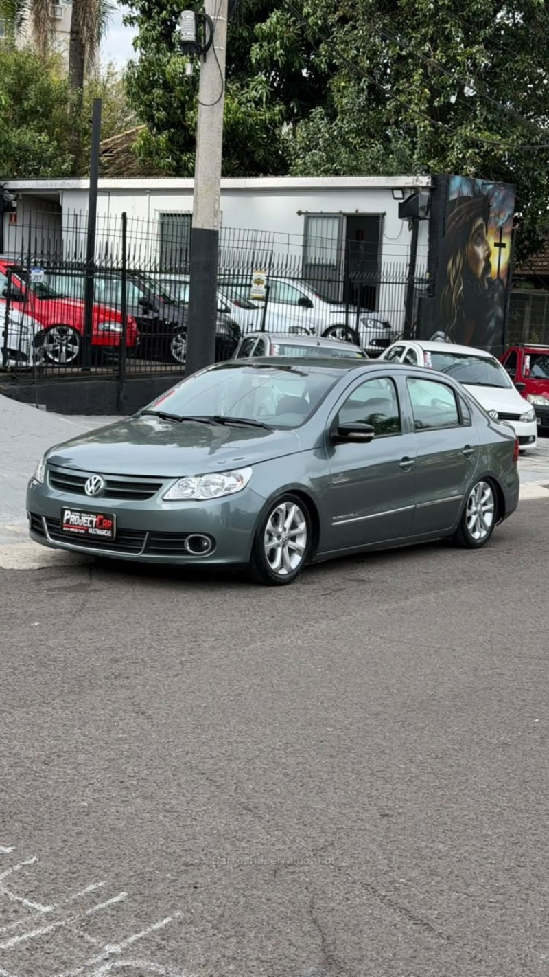 VOYAGE 1.6 MI COMFORTLINE 8V FLEX 4P MANUAL - 2011 - NOVO HAMBURGO
