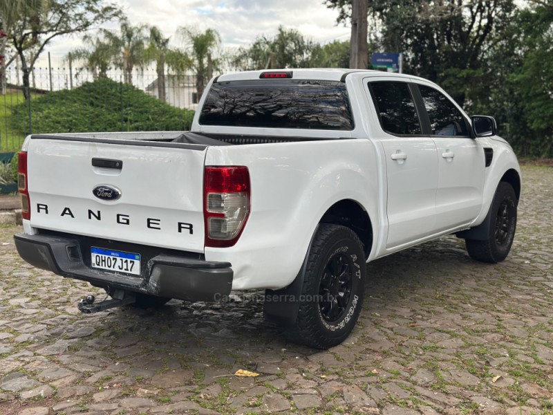 RANGER 2.5 SUPER CAB 4X2 CE 16V GASOLINA 4P MANUAL - 2015 - IVOTI