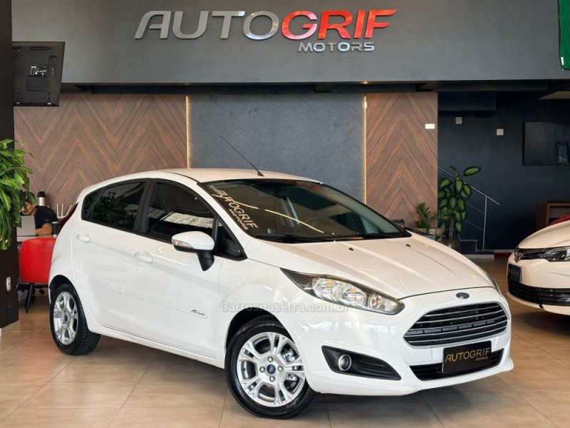 fiesta 1.6 sel hatch 16v flex 4p manual 2017 campo bom