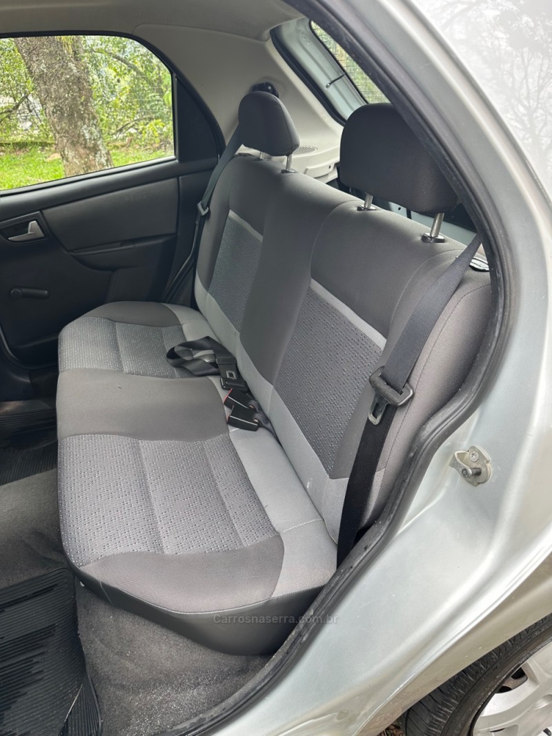 CELTA 1.0 MPFI LIFE 8V FLEX 4P MANUAL - 2013 - IVOTI