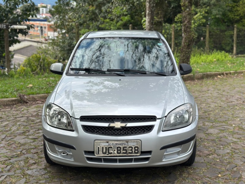 CELTA 1.0 MPFI LIFE 8V FLEX 4P MANUAL - 2013 - IVOTI