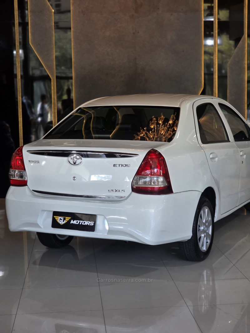 ETIOS 1.5 XLS SEDAN 16V FLEX 4P AUTOMÁTICO - 2017 - CAXIAS DO SUL