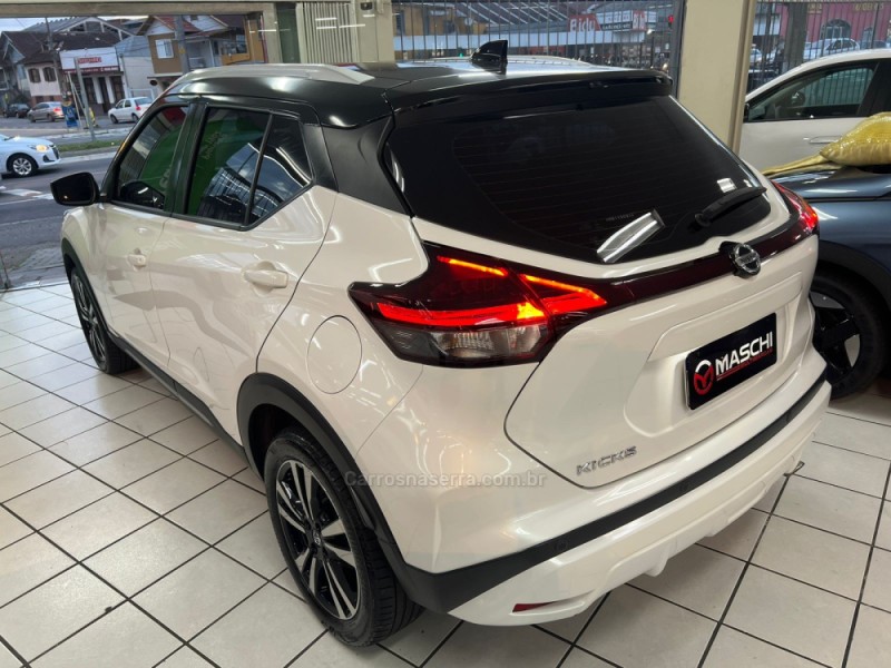 KICKS 1.6 ADVANCE 16V PLUS CVT FLEX 4P AUTOMÁTICO - 2022 - CAXIAS DO SUL