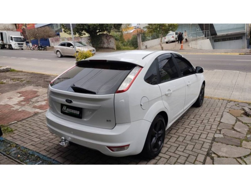 FOCUS 2.0 GLX 16V FLEX 4P MANUAL - 2013 - CAXIAS DO SUL
