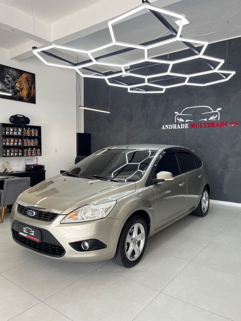 FOCUS 2.0 FC 16V GASOLINA 4P MANUAL - 2009 - CAXIAS DO SUL