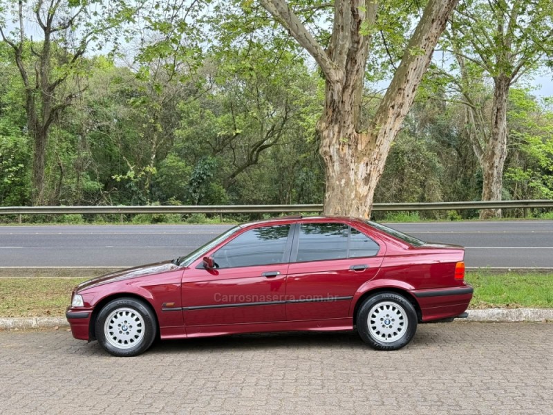 325I 2.5 SEDAN 24V GASOLINA 4P AUTOMÁTICO - 1995 - DOIS IRMãOS