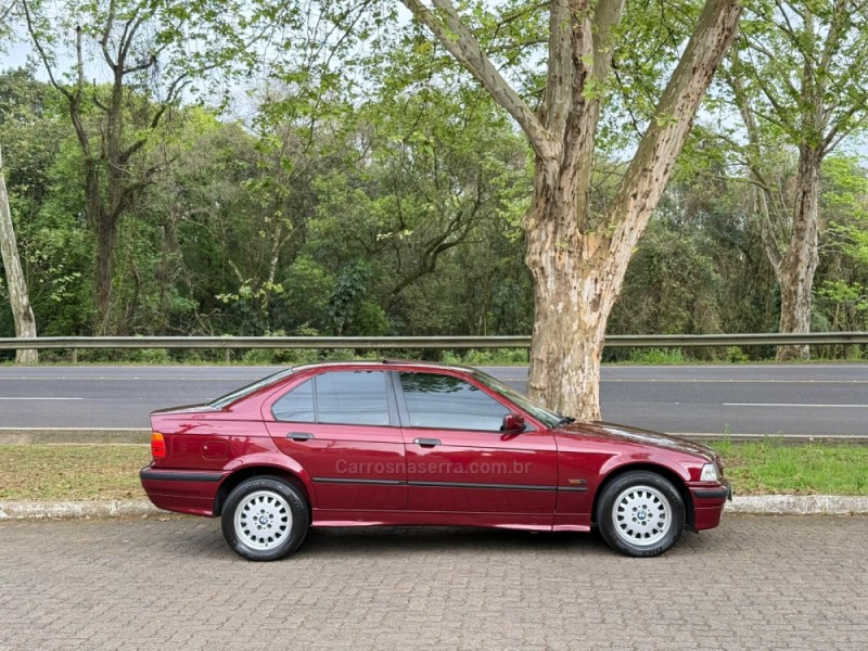 325I 2.5 SEDAN 24V GASOLINA 4P AUTOMÁTICO - 1995 - DOIS IRMãOS
