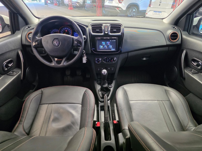 SANDERO 1.6 STEPWAY 8V FLEX 4P MANUAL - 2015 - SAPIRANGA