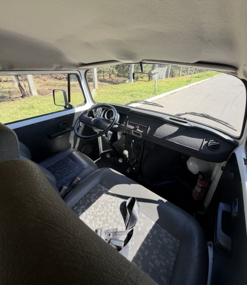 KOMBI 1.4 MI STD 8V FLEX 4P MANUAL - 2008 - BENTO GONçALVES
