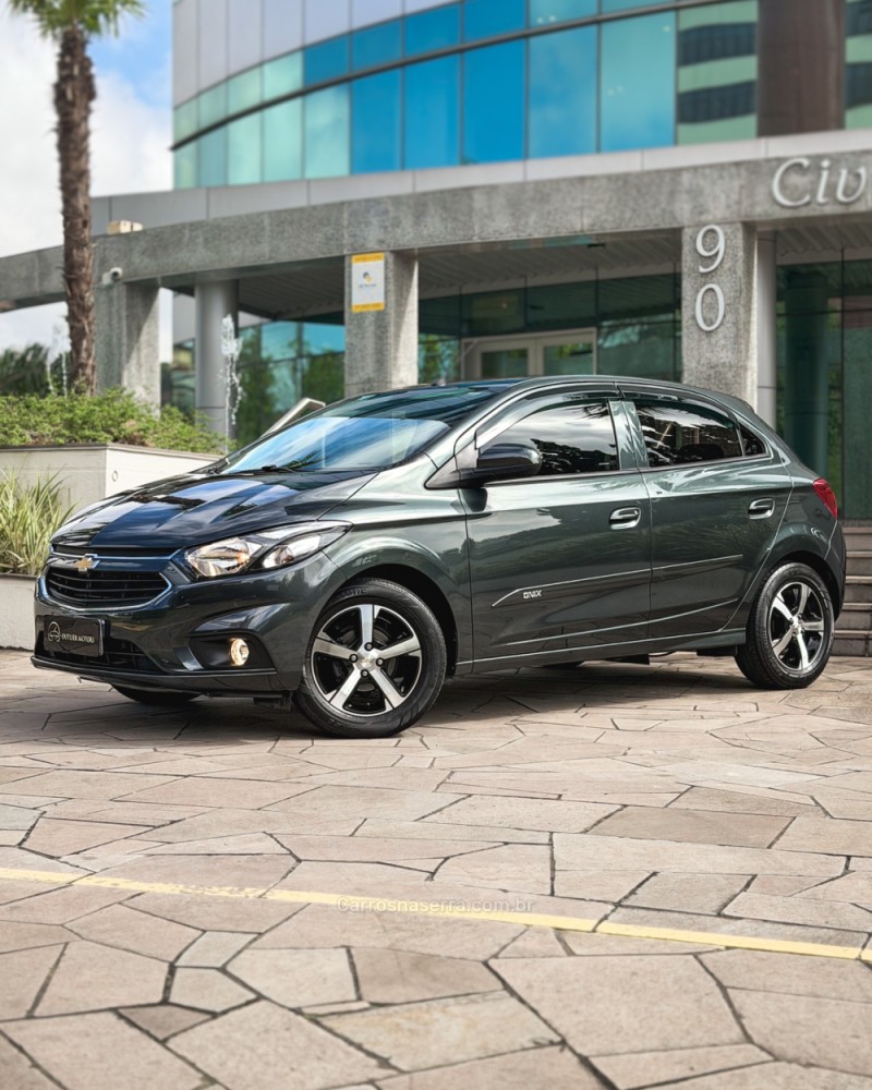 ONIX 1.4 MPFI LT 8V FLEX 4P MANUAL - 2019 - NOVO HAMBURGO