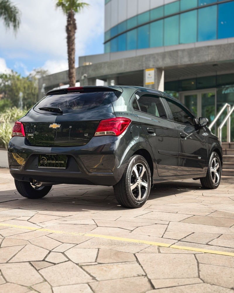 ONIX 1.4 MPFI LT 8V FLEX 4P MANUAL - 2019 - NOVO HAMBURGO