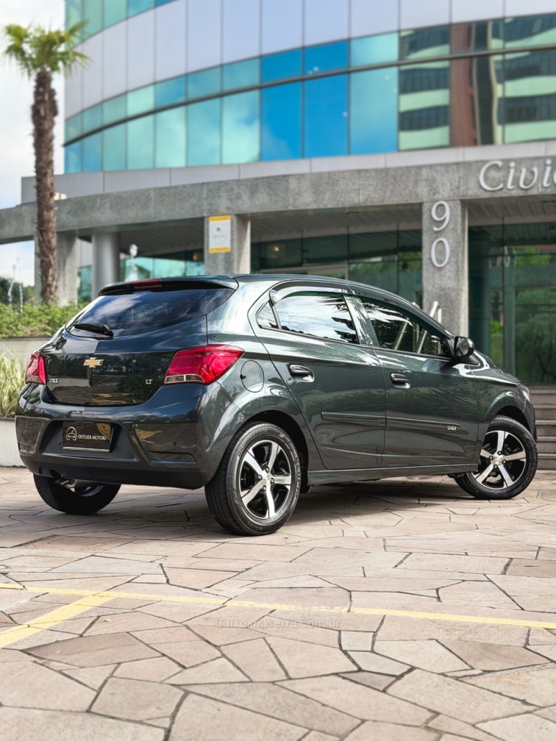 ONIX 1.4 MPFI LT 8V FLEX 4P MANUAL - 2019 - NOVO HAMBURGO