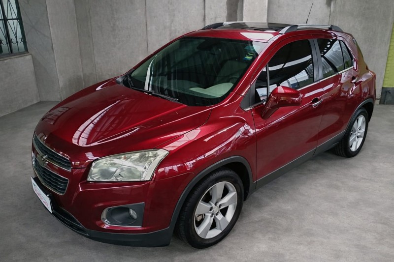 tracker 1.8 mpfi ltz 4x2 16v flex 4p automatico 2014 caxias do sul