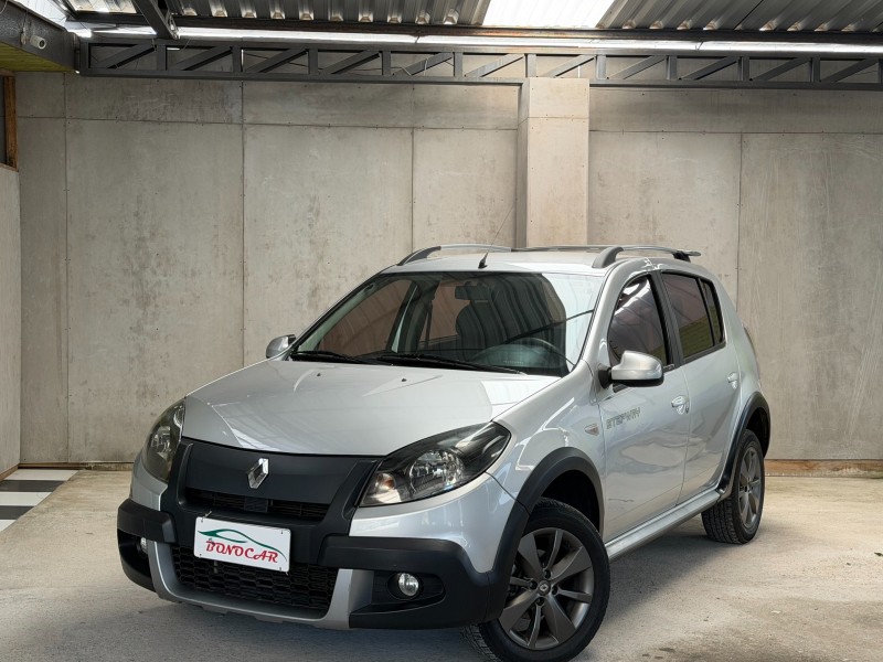sandero 1.6 stepway 16v flex 4p automatico 2013 caxias do sul