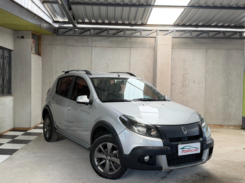 SANDERO 1.6 STEPWAY 16V FLEX 4P AUTOMÁTICO - 2013 - CAXIAS DO SUL
