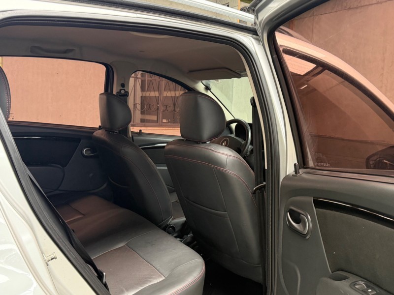 SANDERO 1.6 STEPWAY 16V FLEX 4P AUTOMÁTICO - 2013 - CAXIAS DO SUL