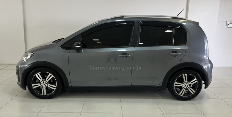 UP 1.0 TSI XTREME UP 12V FLEX 4P MANUAL - 2020 - BENTO GONçALVES
