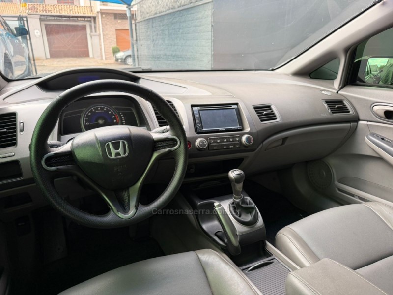 CIVIC 1.8 LXS 16V FLEX 4P MANUAL - 2008 - ESTâNCIA VELHA