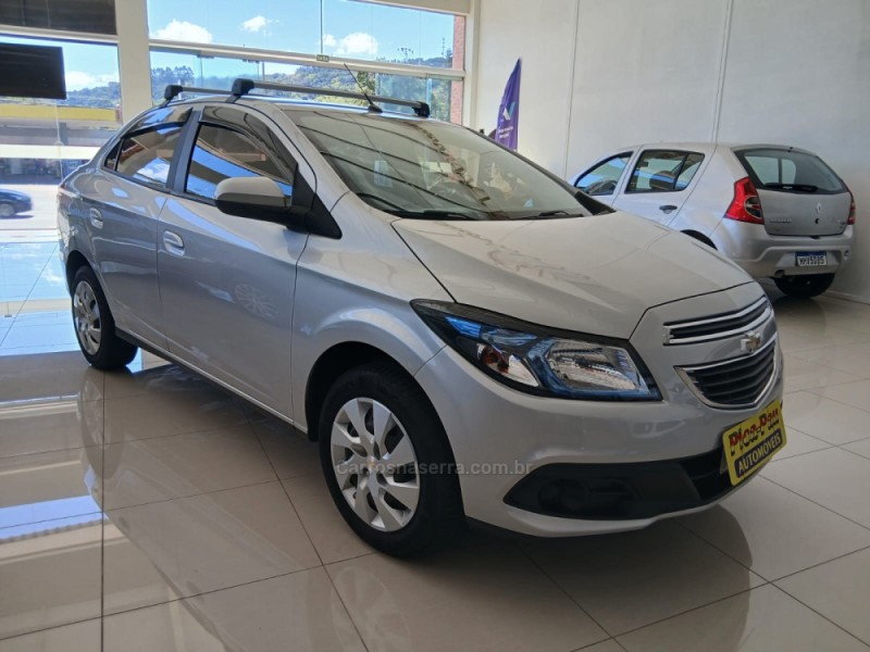 PRISMA 1.4 MPFI LT 8V FLEX 4P MANUAL - 2015 - NOVA PETRóPOLIS