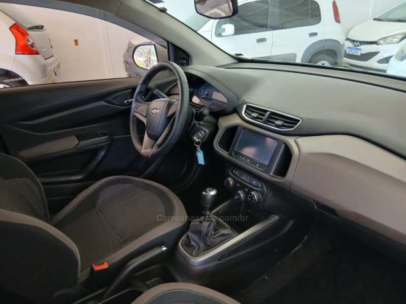 PRISMA 1.4 MPFI LT 8V FLEX 4P MANUAL - 2015 - NOVA PETRóPOLIS