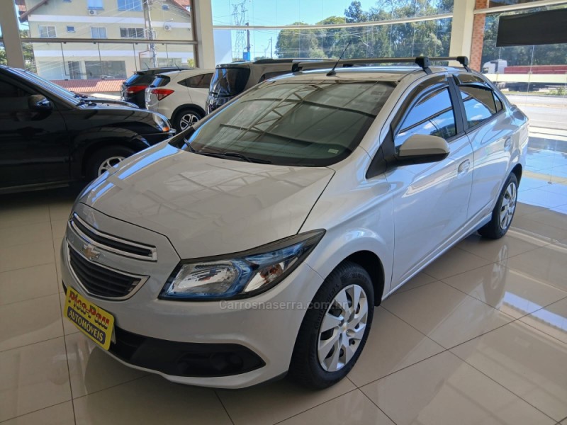 PRISMA 1.4 MPFI LT 8V FLEX 4P MANUAL - 2015 - NOVA PETRóPOLIS