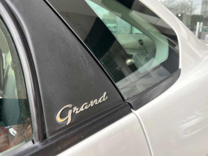 GRAND SIENA 1.6 MPI ESSENCE 16V FLEX 4P MANUAL - 2014 - CAXIAS DO SUL