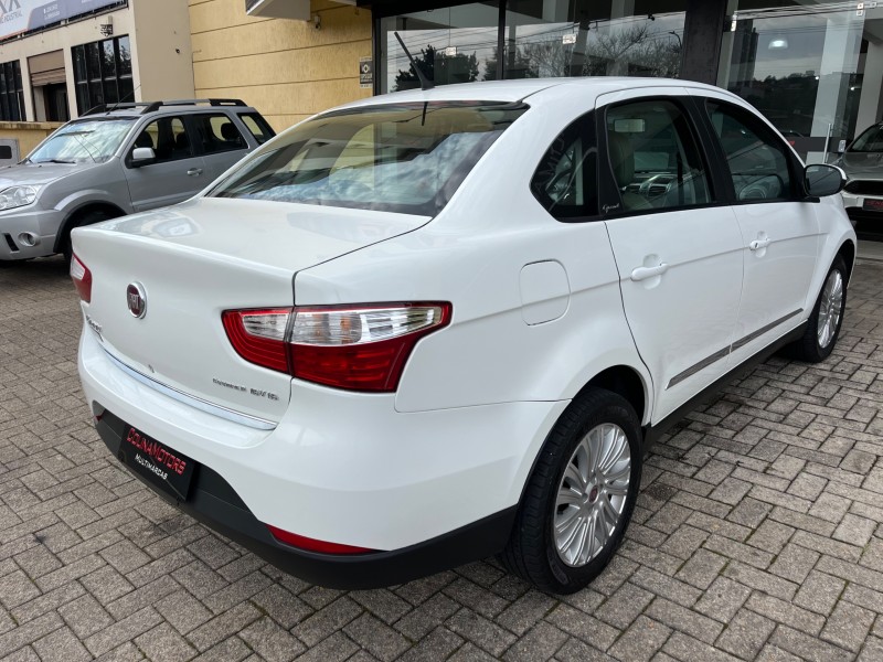 GRAND SIENA 1.6 MPI ESSENCE 16V FLEX 4P MANUAL - 2014 - CAXIAS DO SUL