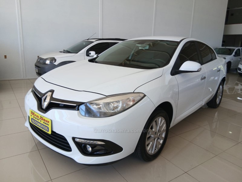 FLUENCE 2.0 DYNAMIQUE 16V FLEX 4P MANUAL - 2015 - NOVA PETRóPOLIS