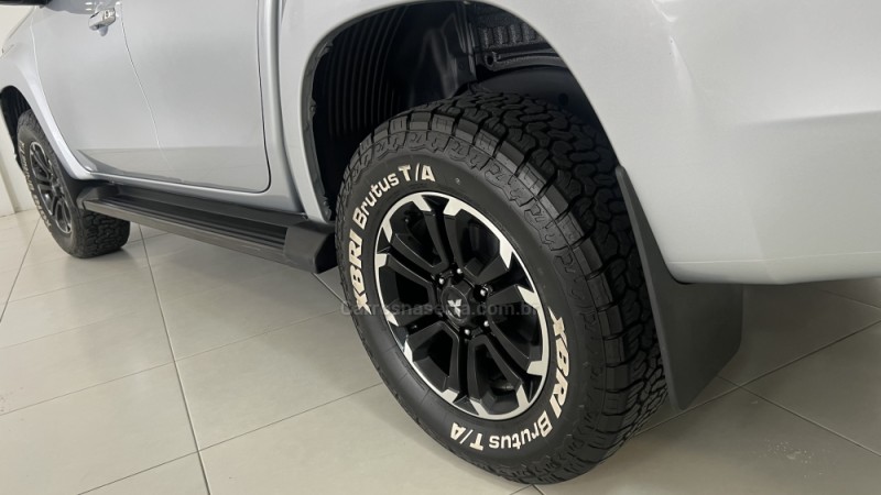 L200 TRITON 2.4 16V TURBO DIESEL SPORT HPE TOP CD 4P 4X4 AUTOMÁTICO - 2023 - BENTO GONçALVES