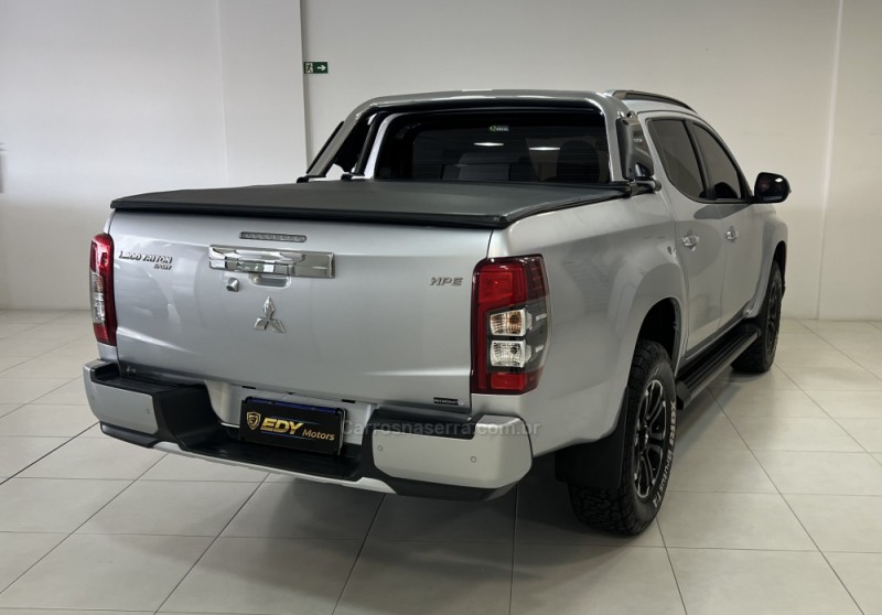 L200 TRITON 2.4 16V TURBO DIESEL SPORT HPE TOP CD 4P 4X4 AUTOMÁTICO - 2023 - BENTO GONçALVES
