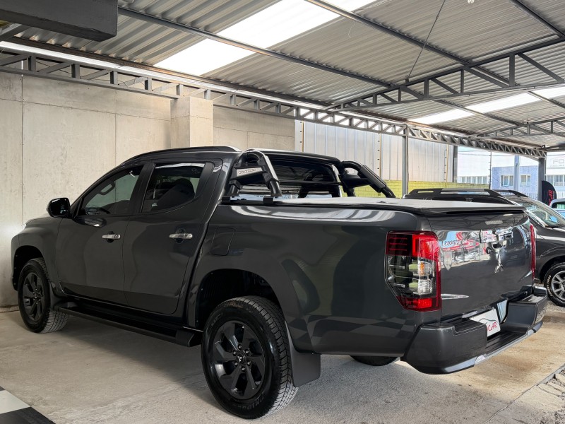 L200 TRITON 2.4 16V TURBO DIESEL SPORT HPE CD 4P 4X4 AUTOMÁTICO - 2025 - CAXIAS DO SUL