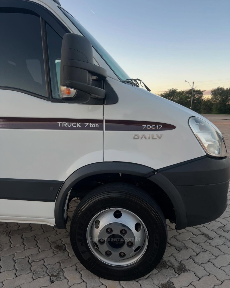 DAILY TRUCK 70C17 CD - 2015 - ANTôNIO PRADO