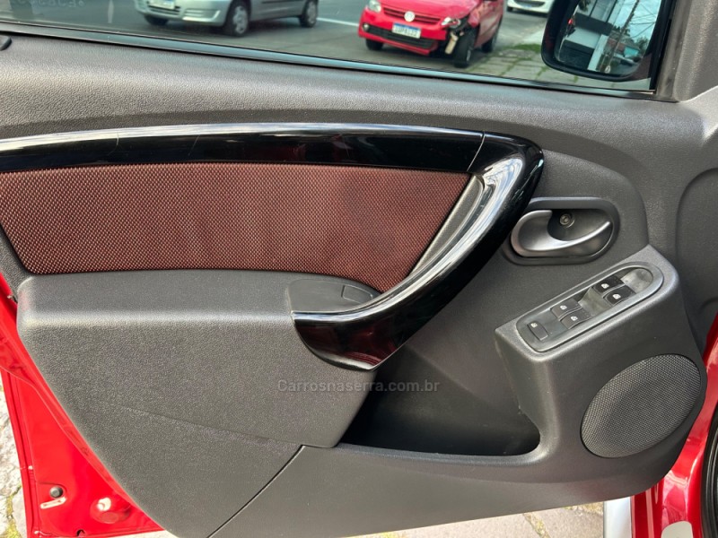 SANDERO 1.6 STEPWAY 8V FLEX 4P MANUAL - 2014 - CAXIAS DO SUL