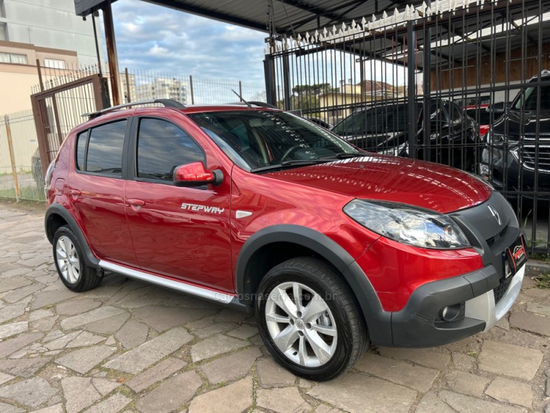 SANDERO 1.6 STEPWAY 8V FLEX 4P MANUAL - 2014 - CAXIAS DO SUL