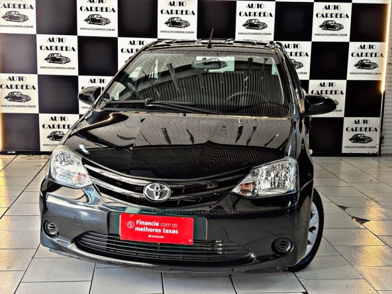 etios 1.5 xs sedan 16v flex 4p manual 2014 novo hamburgo