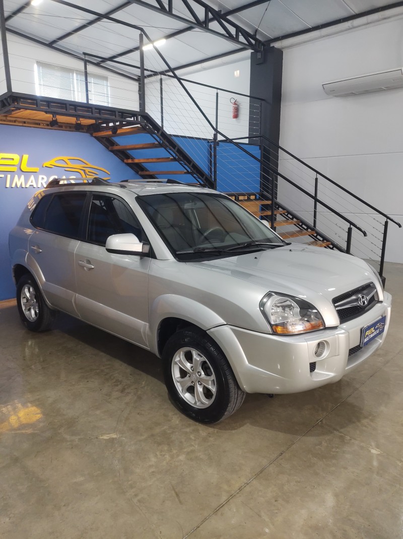 TUCSON 2.0 MPFI GLS 16V 143CV 2WD FLEX 4P AUTOMÁTICO - 2014 - VALE REAL