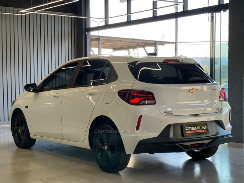 ONIX 1.0 LT 12V FLEX 4P MANUAL - 2020 - DOIS IRMãOS