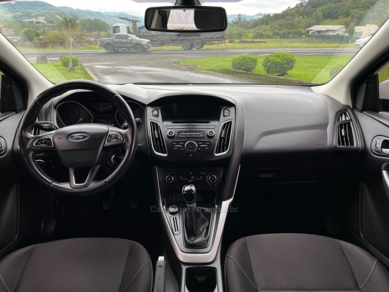 FOCUS 1.6 SE 8V FLEX 4P MANUAL - 2018 - BOM PRINCíPIO