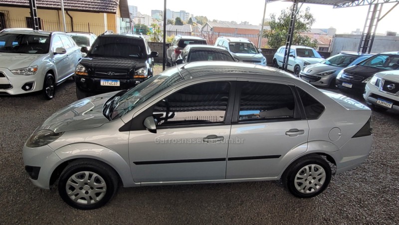 FIESTA 1.6 MPI CLASS SEDAN 8V FLEX 4P MANUAL - 2011 - CAXIAS DO SUL