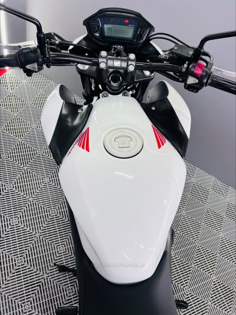 CB 500F  - 2014 - CAMPO BOM