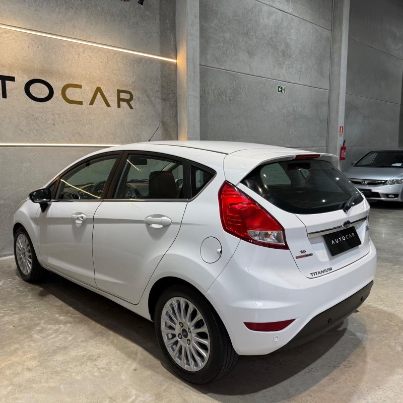FIESTA 1.6 TITANIUM HATCH 16V FLEX 4P AUTOMÁTICO - 2016 - CAXIAS DO SUL