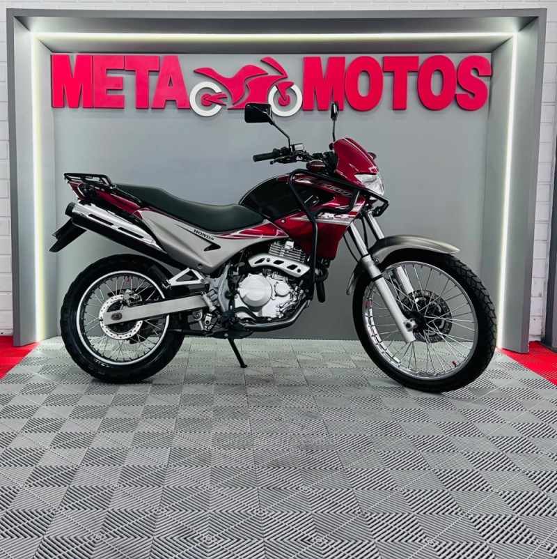 nx4 falcon  2008 campo bom