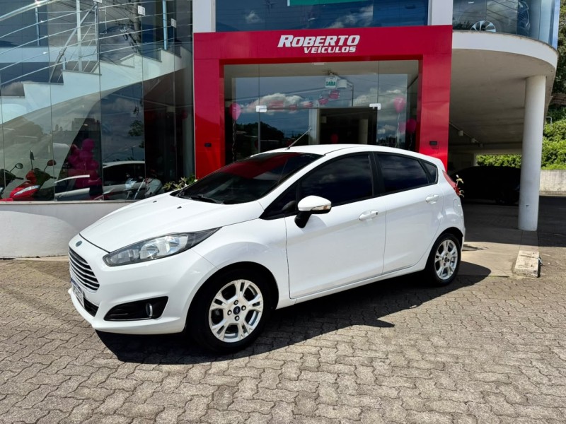 FIESTA 1.6 SE HATCH 16V FLEX 4P AUTOMÁTICO