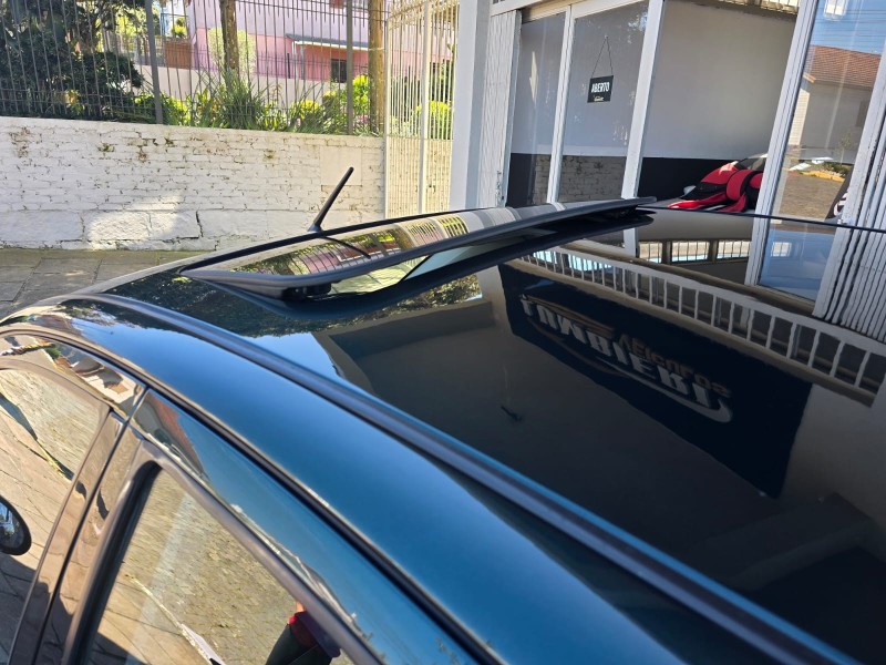 FOCUS 2.0 GHIA SEDAN 16V FLEX 4P MANUAL - 2008 - FARROUPILHA