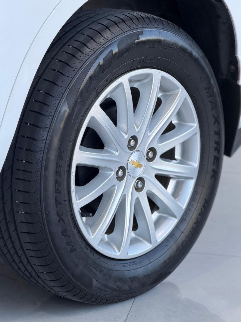 SPIN 1.8 LT 8V FLEX 4P AUTOMÁTICO - 2015 - CAXIAS DO SUL