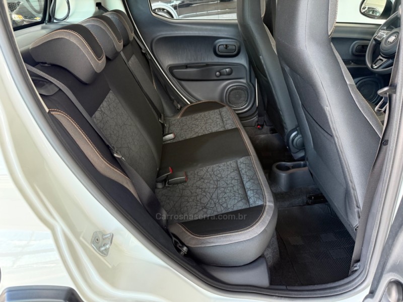 MOBI 1.0 TREKKING 8V FLEX 4P MANUAL - 2025 - BENTO GONçALVES